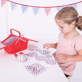 Bigjigs Toys Polka Dot Tea Set in Picnic Basket, Bigjigs Toys