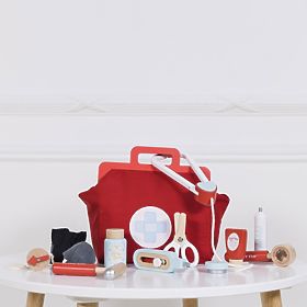 Le Toy Van Doctor's bag with accessories