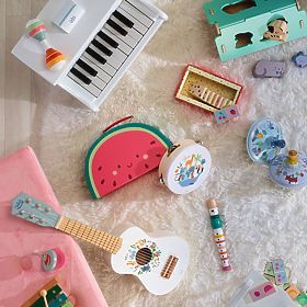 Vilac Wooden Musical Set Animals of the World by Sarah Betz